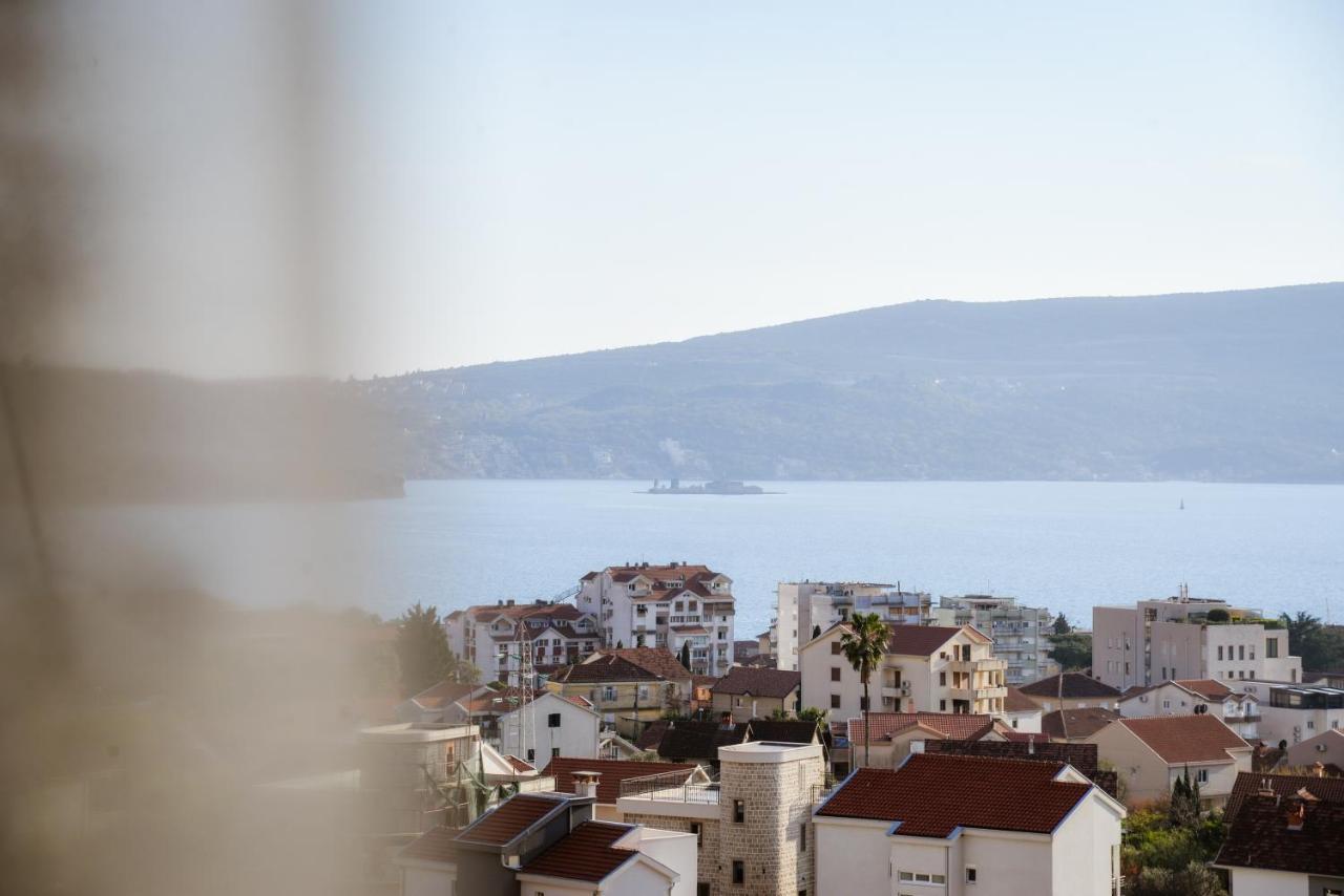 Iker Apartments Tivat Exterior photo