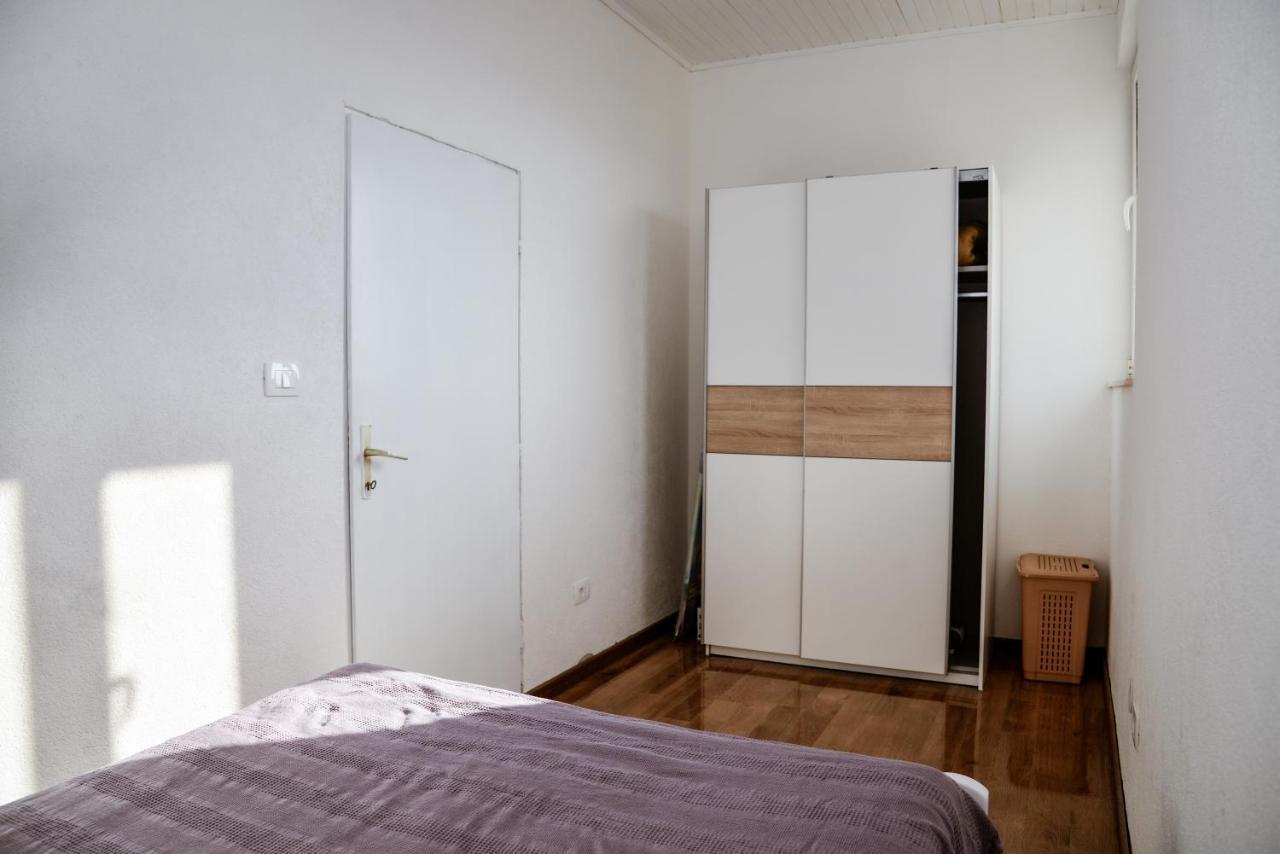 Iker Apartments Tivat Exterior photo