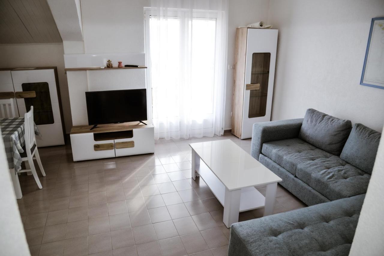 Iker Apartments Tivat Exterior photo