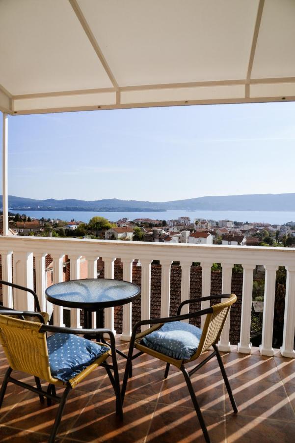 Iker Apartments Tivat Exterior photo