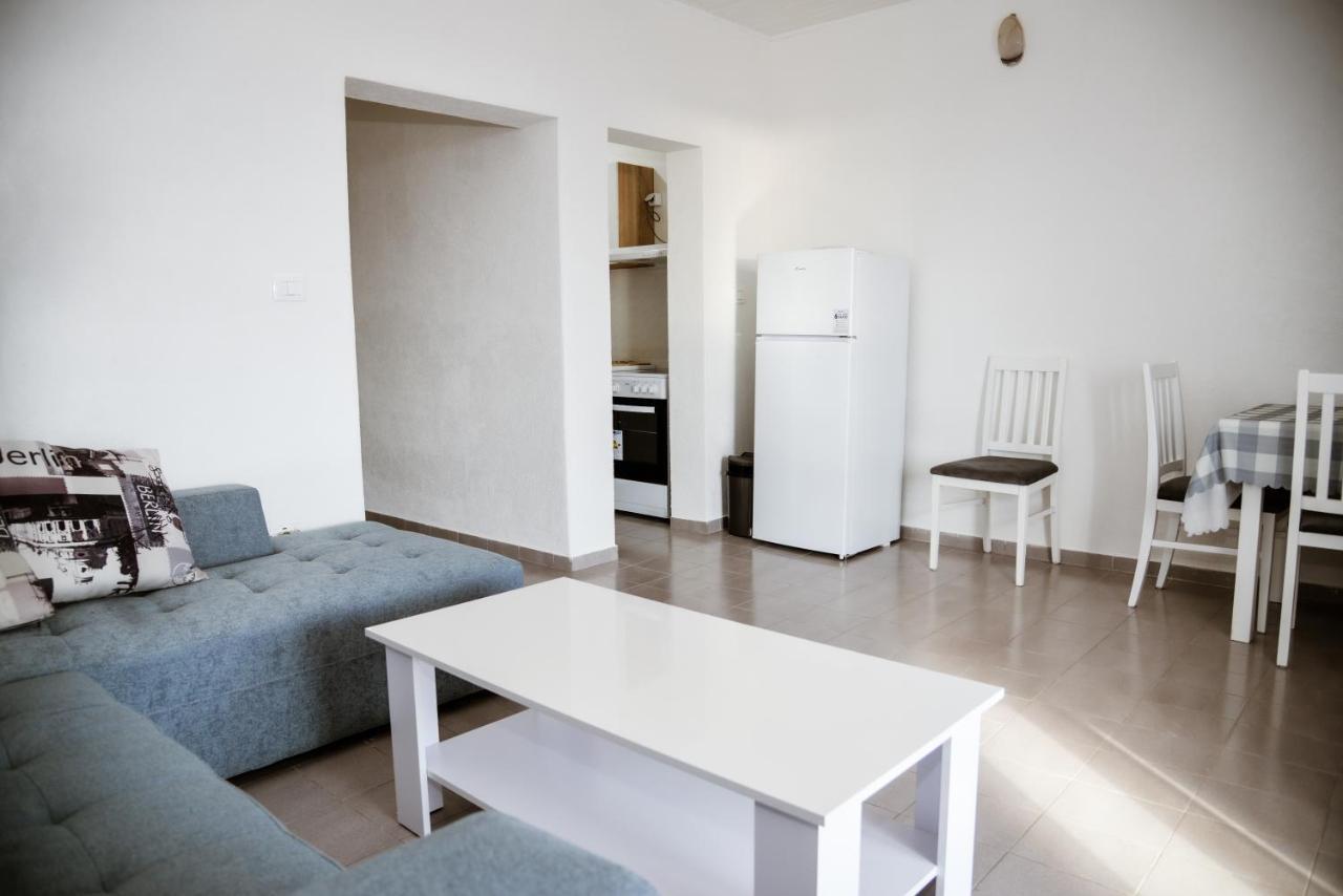 Iker Apartments Tivat Exterior photo