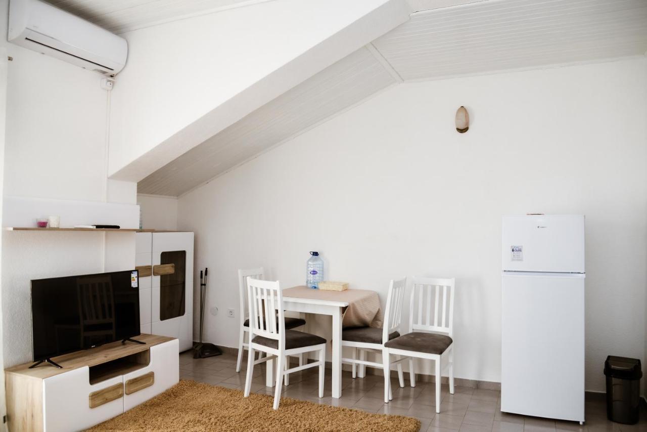 Iker Apartments Tivat Exterior photo