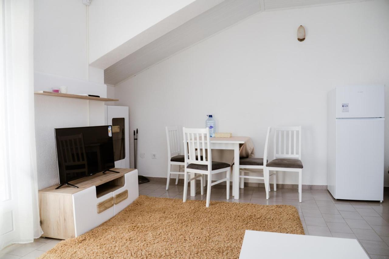 Iker Apartments Tivat Exterior photo