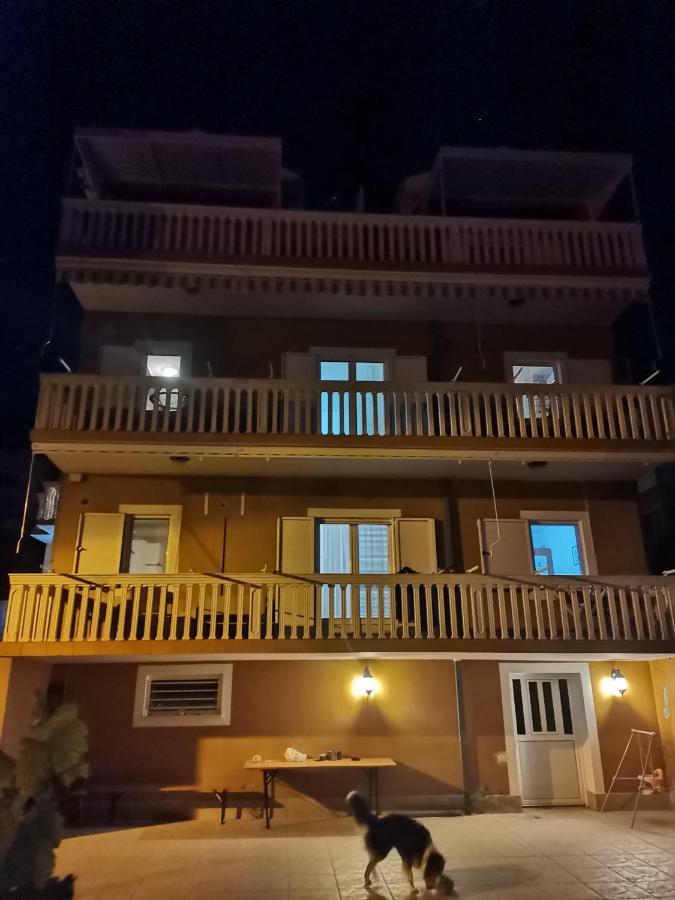 Iker Apartments Tivat Exterior photo